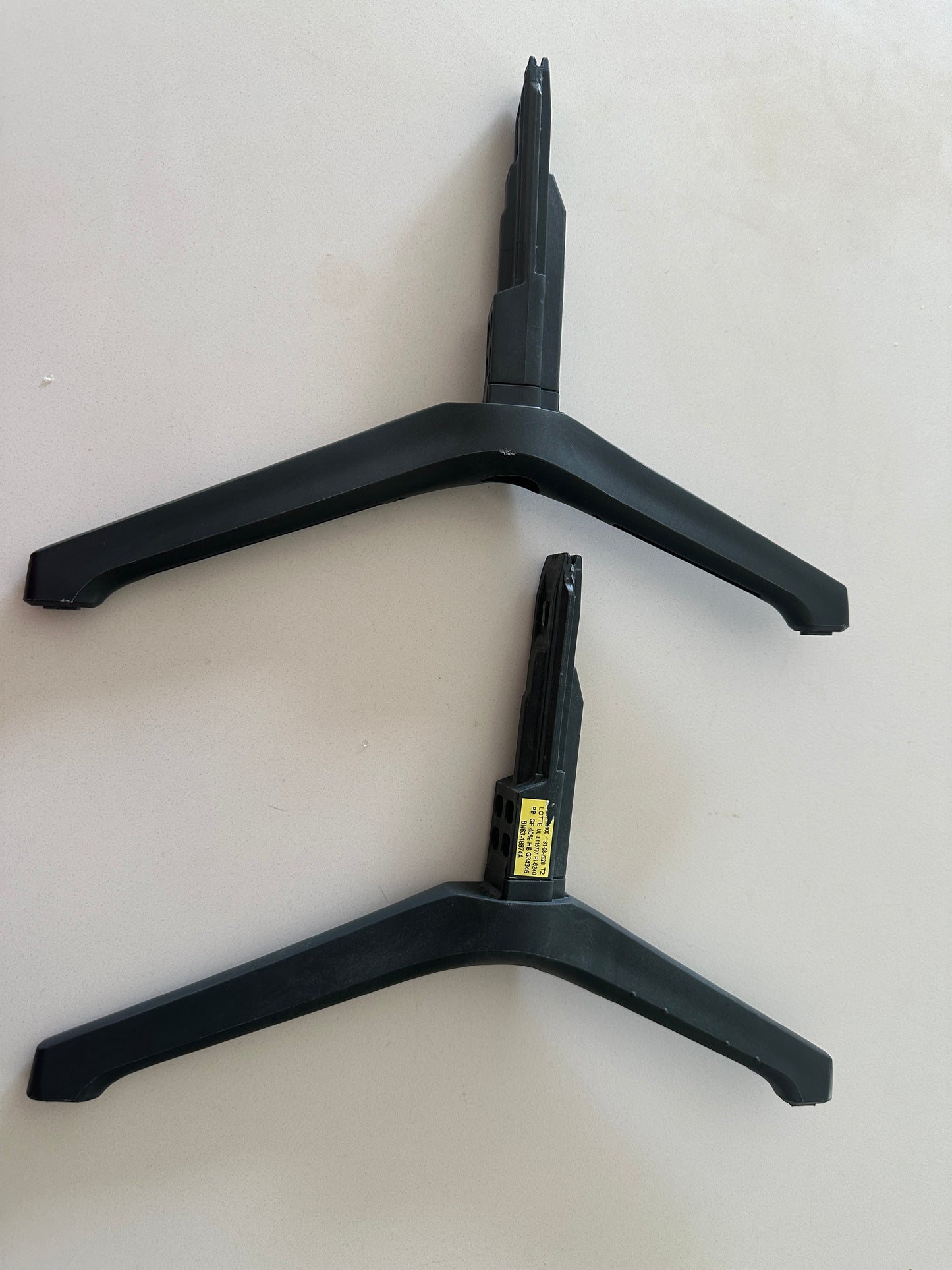 TABLE TOP LEGS FOR SAMSUNG 65” TV